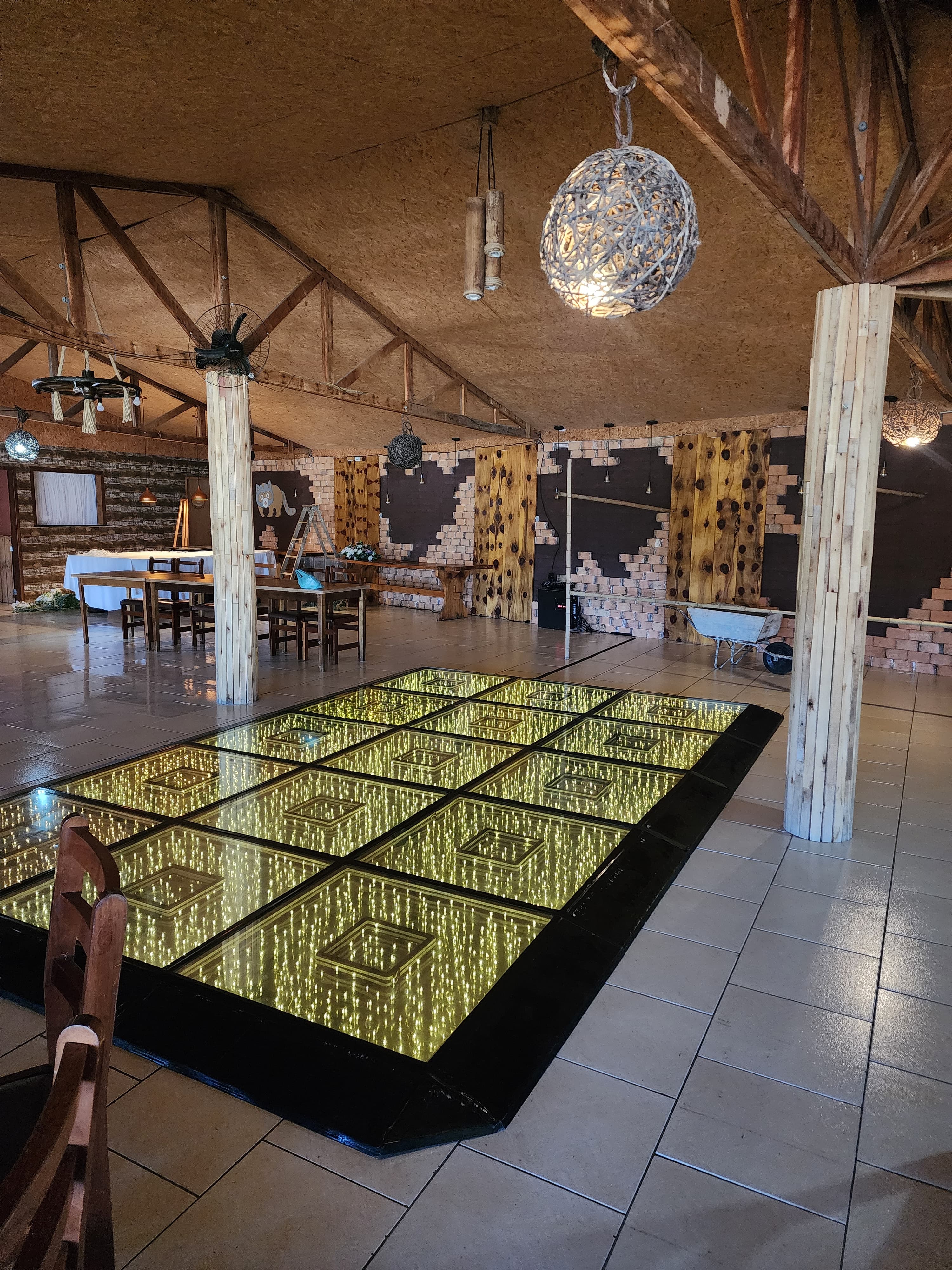 Pista de Led Paris Infinity